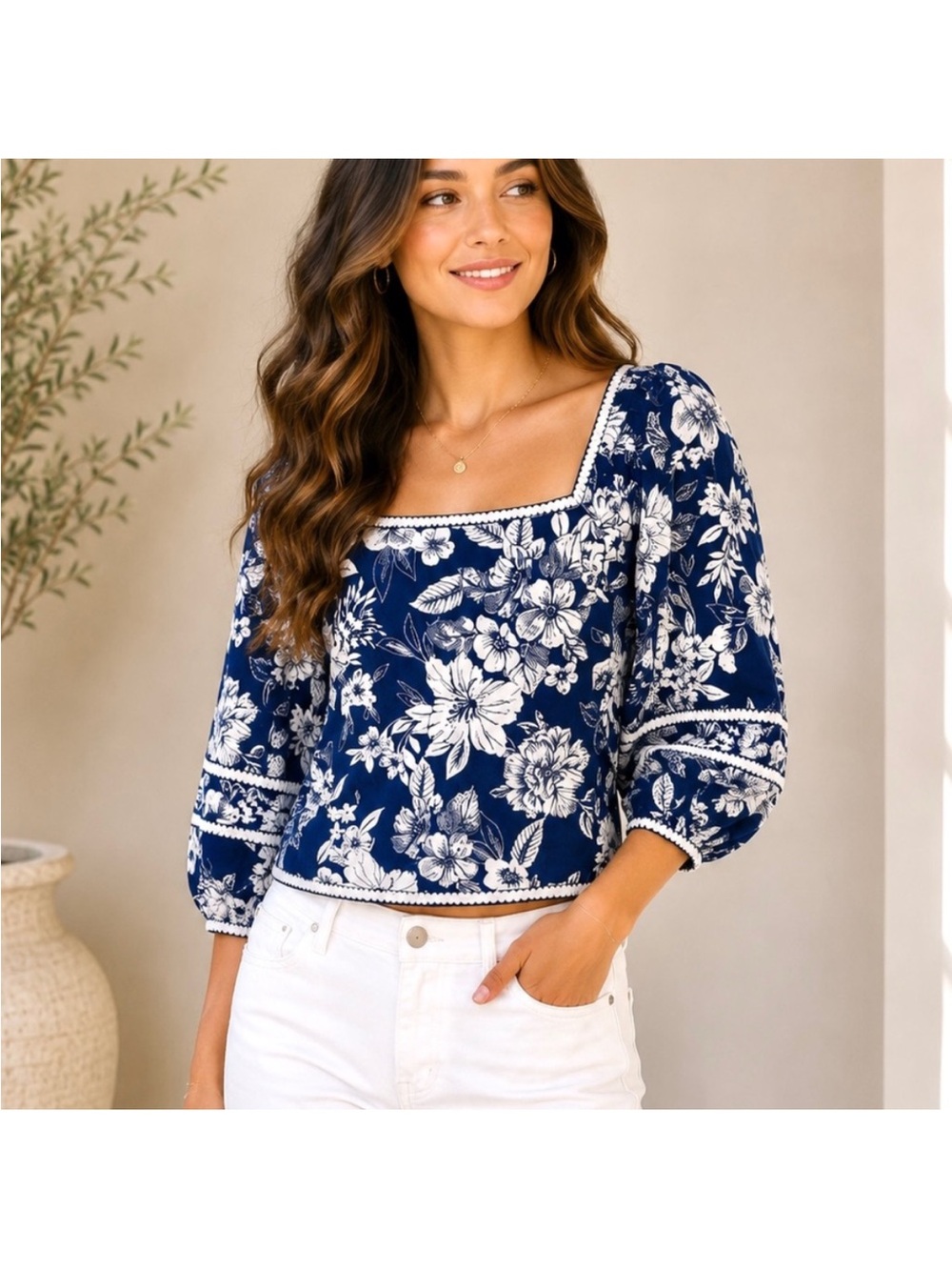 C&C California Navy & White Floral Square-Neck Peasant Blouse